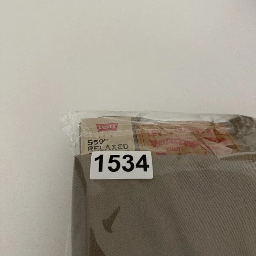 Levi's 559 Beige Relaxed Straight Jeans‎ Size W60 X L28 Big & Tall NWT